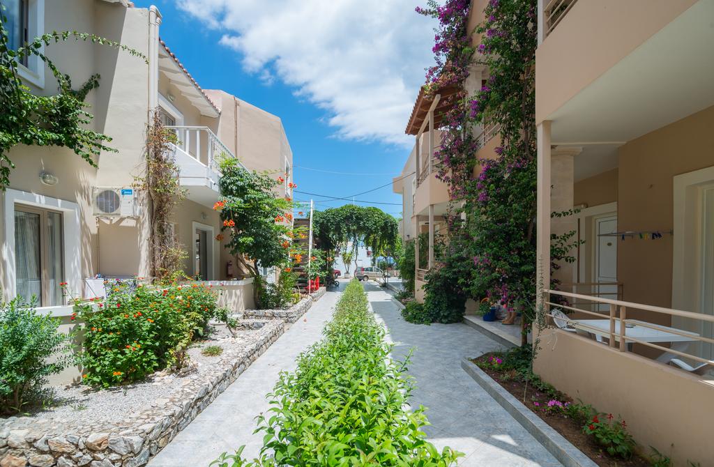 Hotel Nirvana Studios