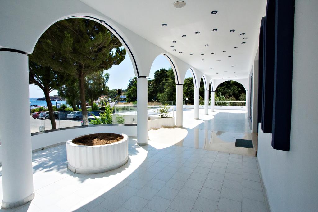 Larisa Boutique (Fost Rhodes Lykia Boutique)