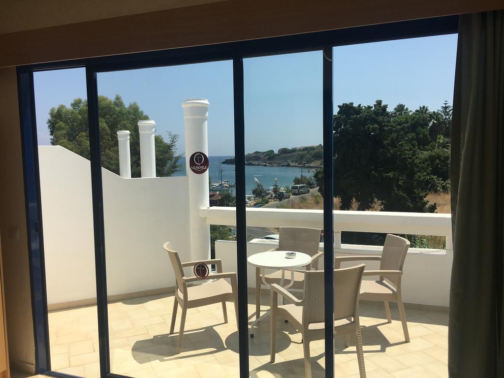 Larisa Boutique (Fost Rhodes Lykia Boutique)