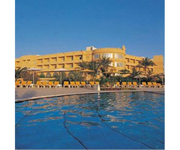Hotel Al Hamra Fort Hotel and Beach Resort