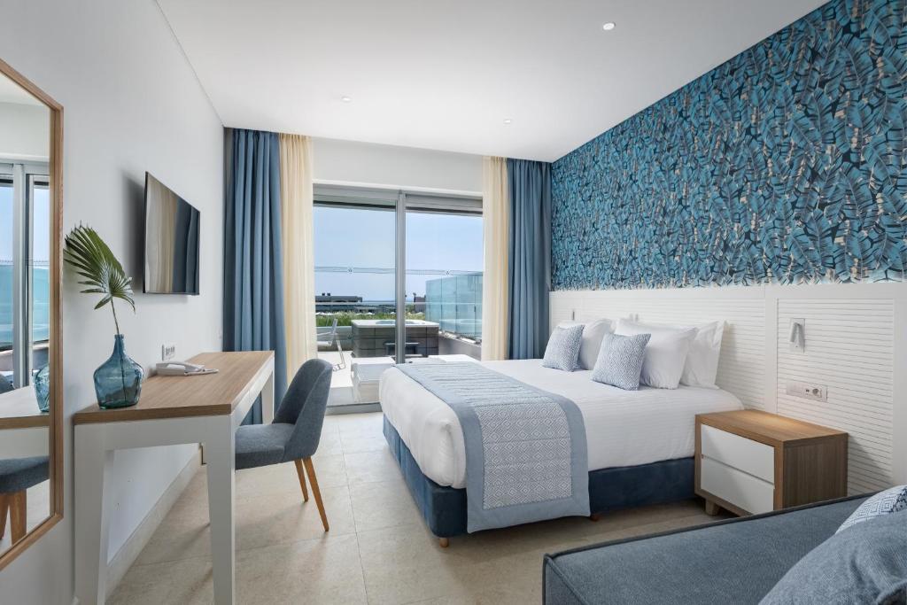 Hotel Blue Lagoon Queen