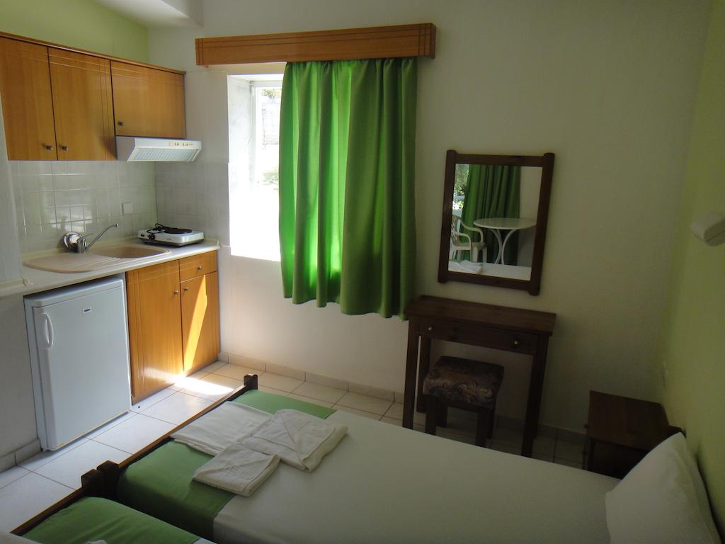 Kouyoni Bungalows Apartments