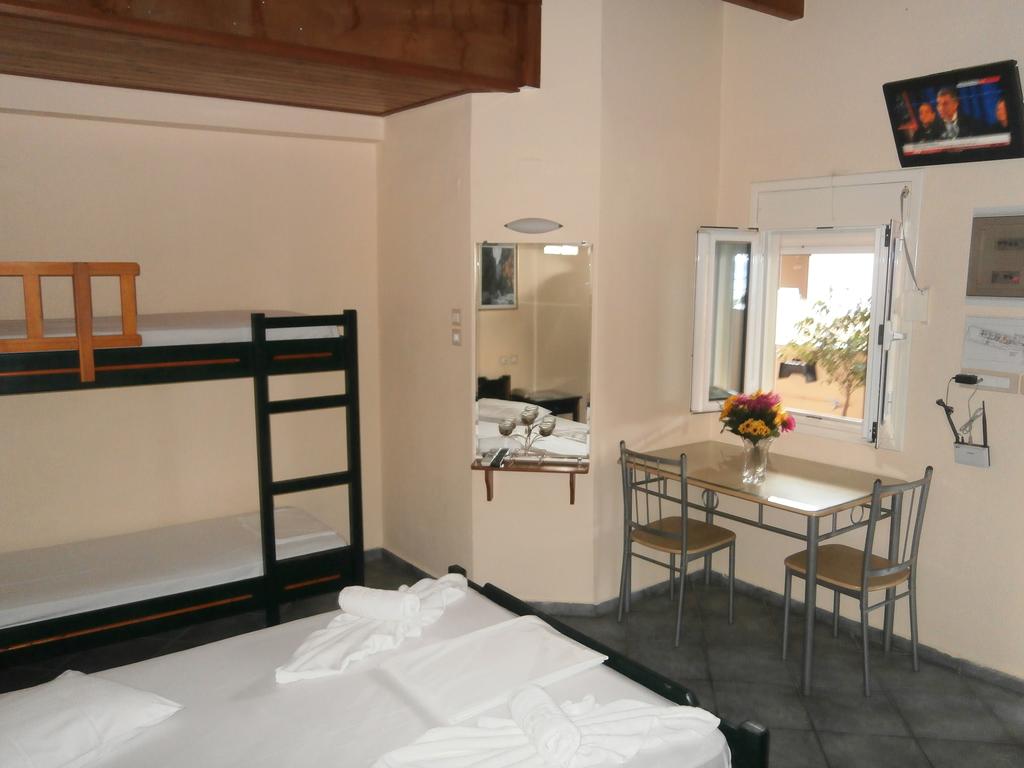 Hotel Nirvana Studios