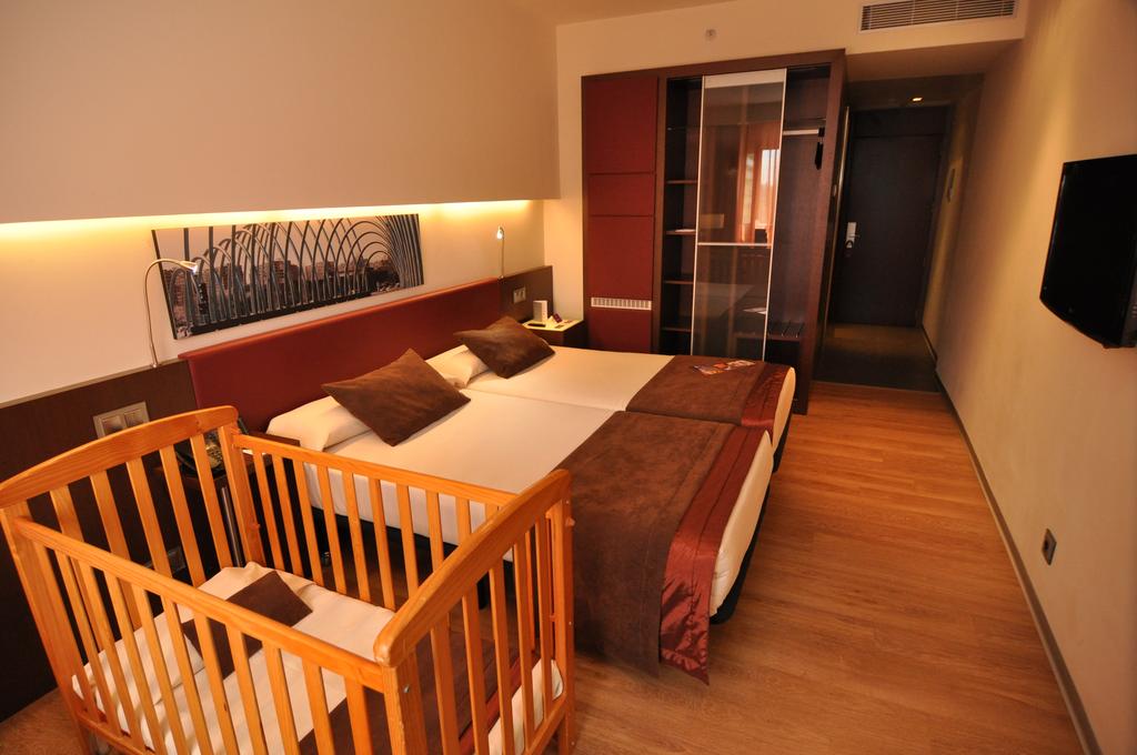 Hotel Ayre Gran Colon