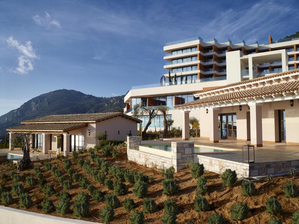 Hotel Angsana Corfu Resort and Spa