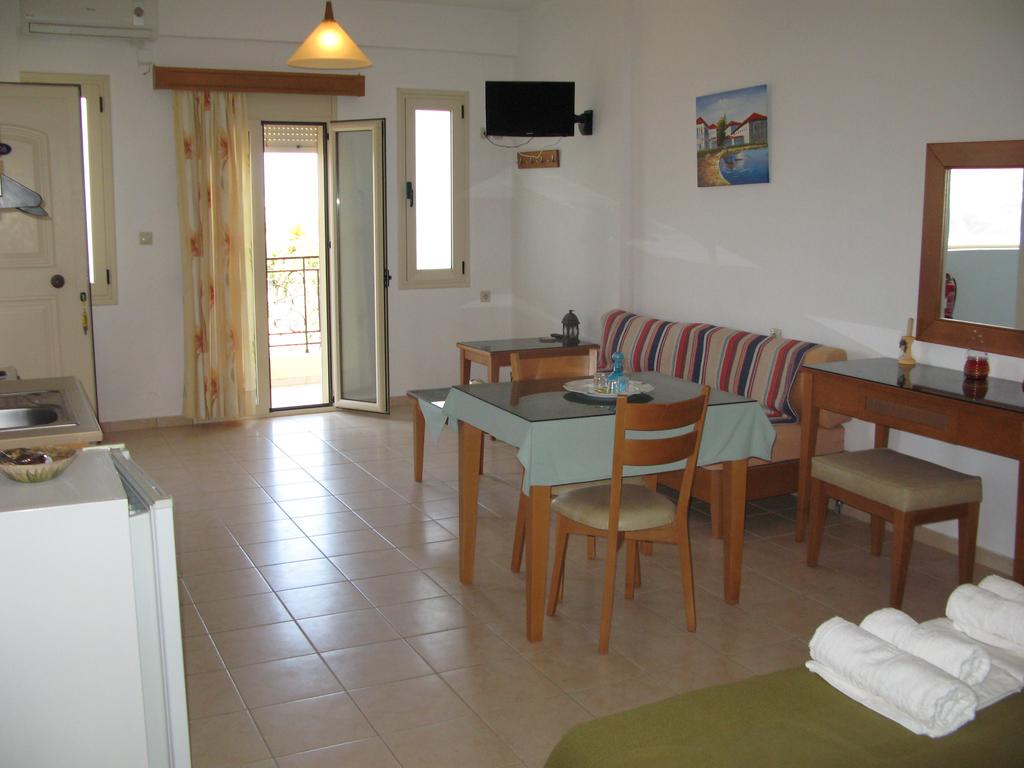 Fotis Studios Apartments