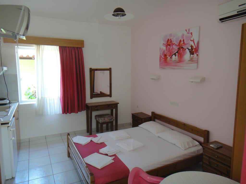 Kouyoni Bungalows Apartments