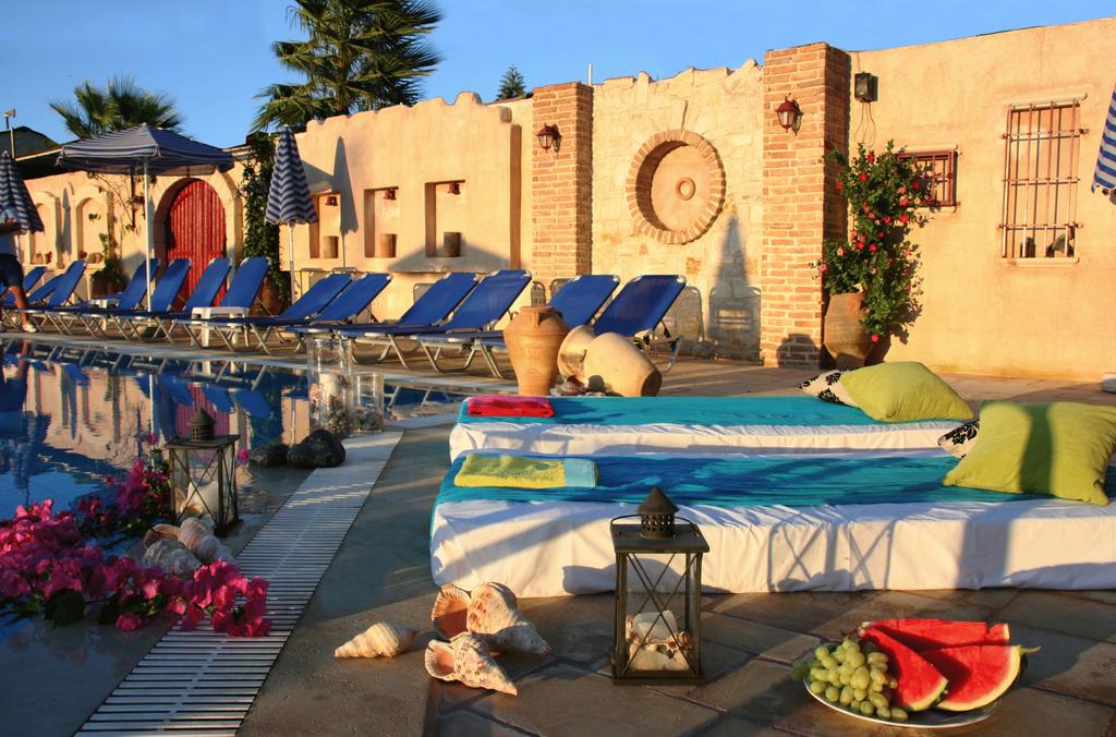 Hotel Golden Bay Apartments