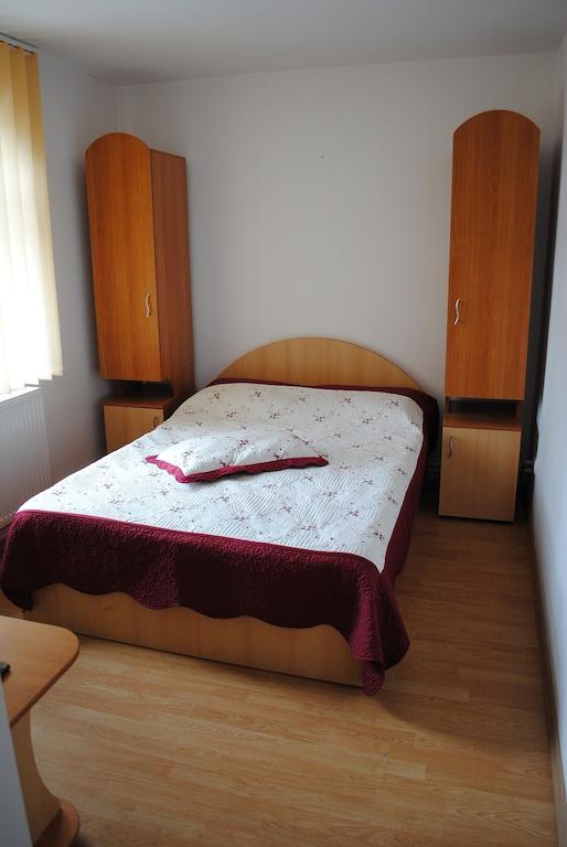 Pensiunea Gura de Rai