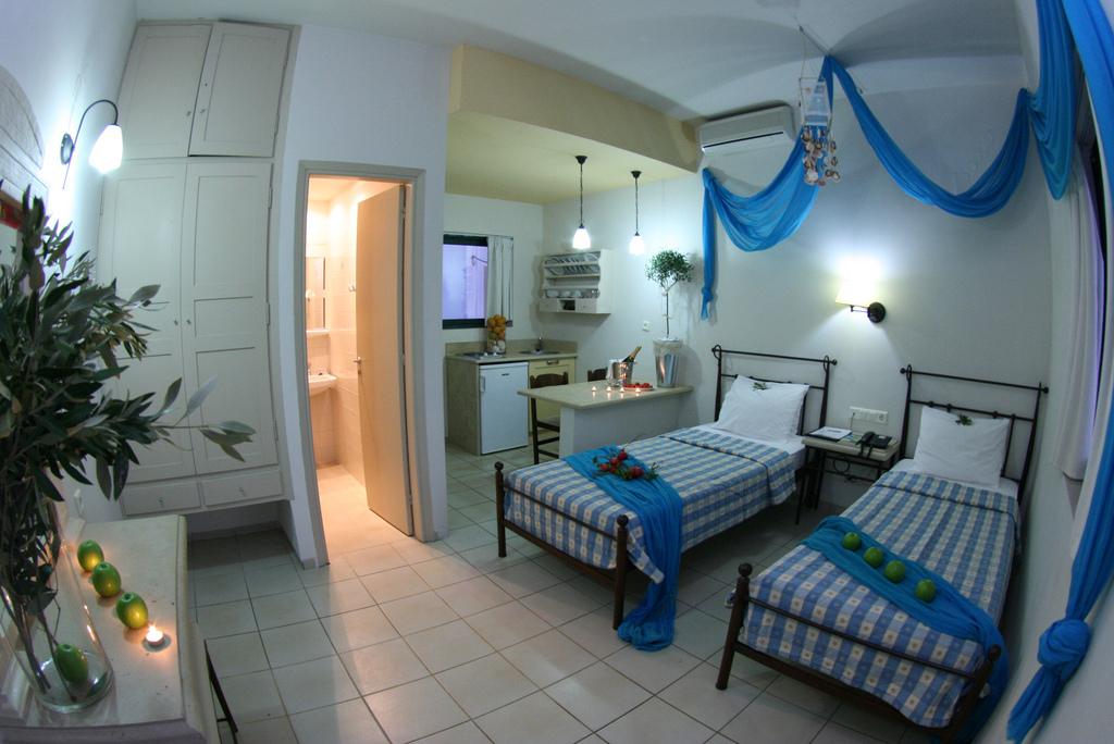 Hotel Golden Bay Apartments