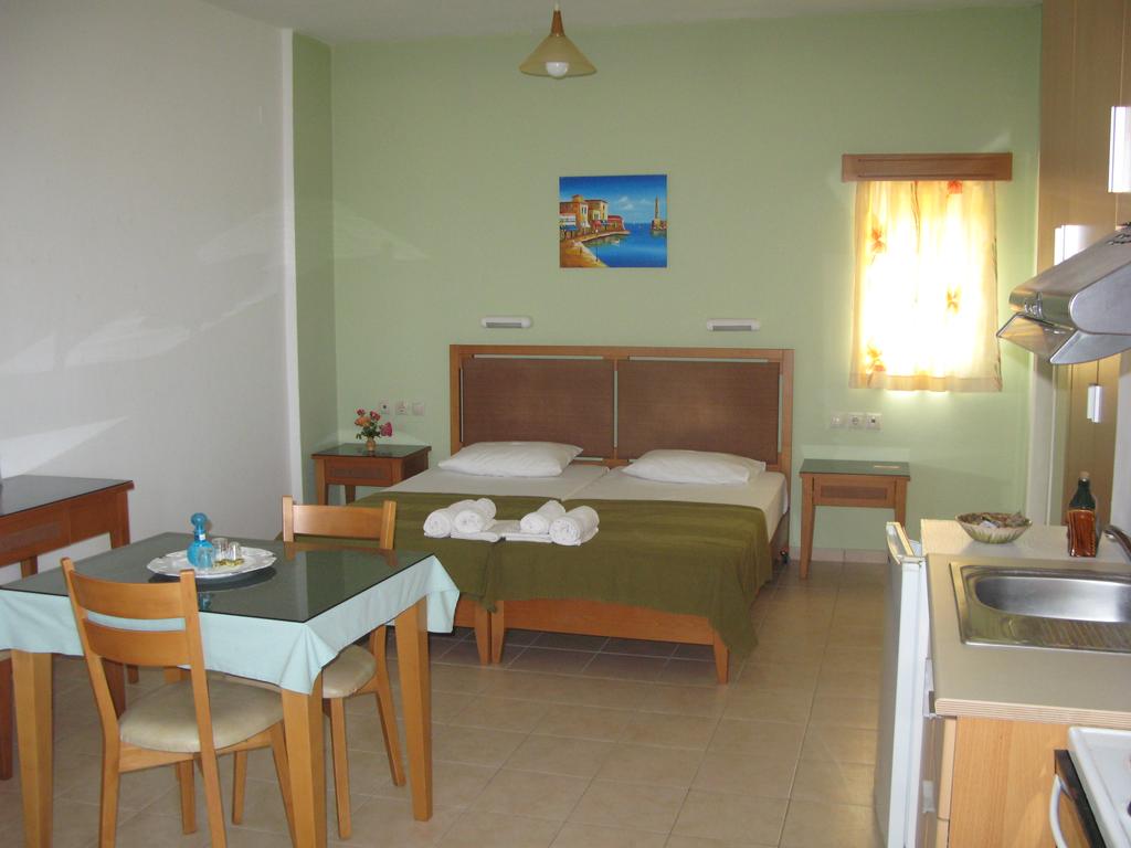 Fotis Studios Apartments