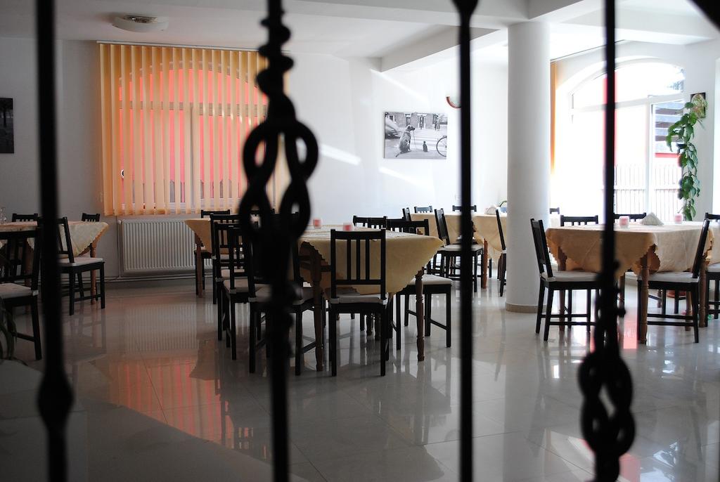 Pensiunea Gura de Rai